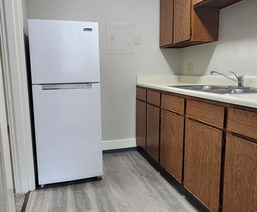 Studio, 1 bath, 415 sqft, $1,025, Unit 202