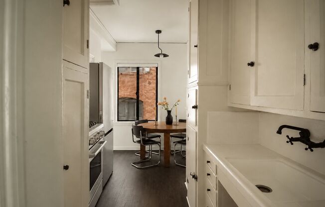1 bed, 1 bath, 780 sqft, $1,933.85, Unit Unit 307