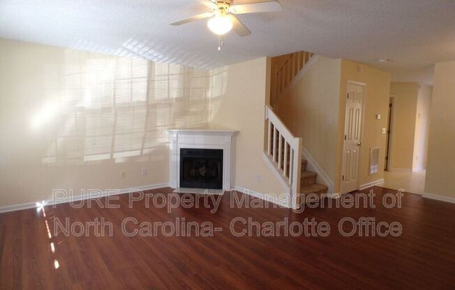 1867 FRST SIDE LN