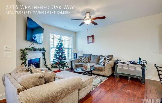 7716 Weathered Oak Way