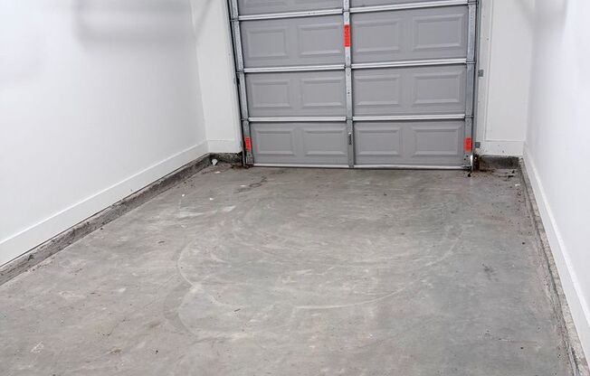 3 beds, 2.5 baths, 1,366 sqft, $1,599, Unit 1430