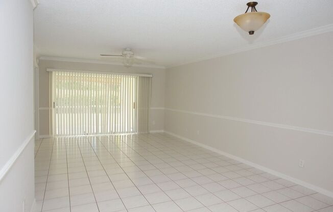 ANNUAL RENTAL - 2 Bedroom, 2 Bath Condo in North Naples