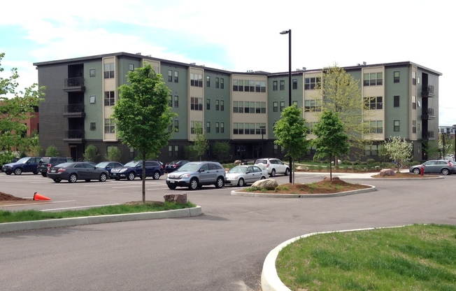 1 bed, 1 bath, 800 sqft, $2,150, Unit #402