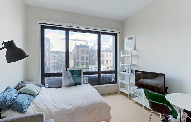 550 VANDERBILT AVE