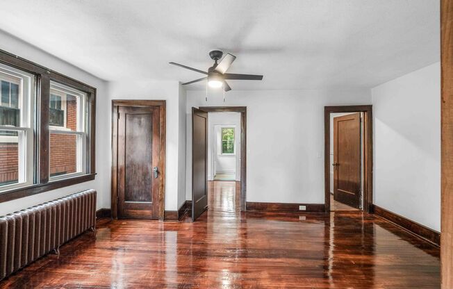 READY FOR MID-MAY!! FULLY RENOVATED 1 -BEDROOM IN CRAFTON!