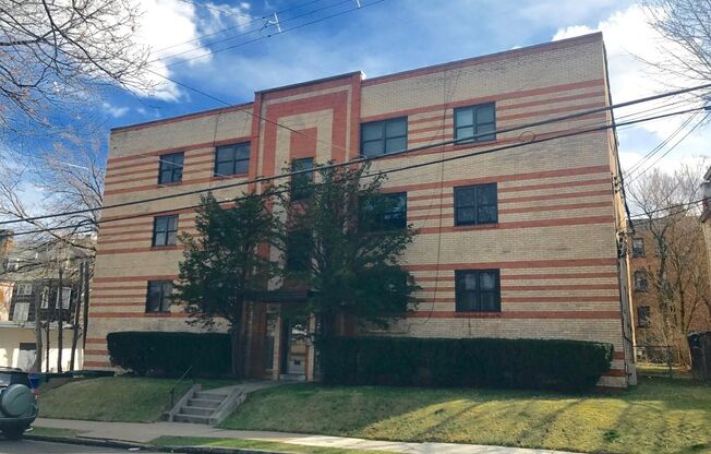 208 N. Homewood Ave - Park Manor