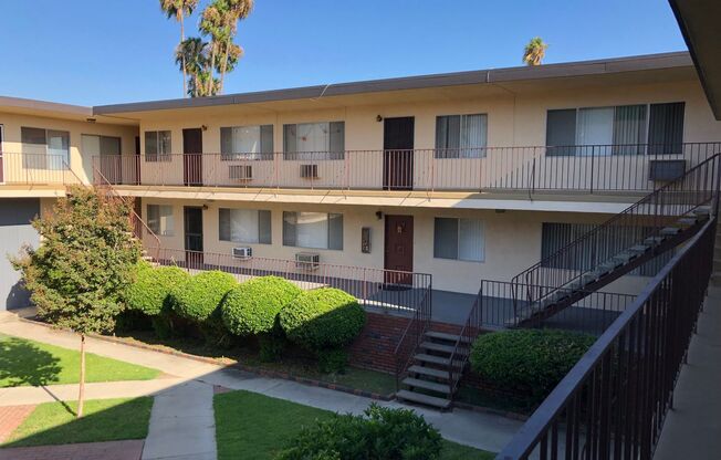Spacious 1 Bedroom in Welcoming Apartment Complex