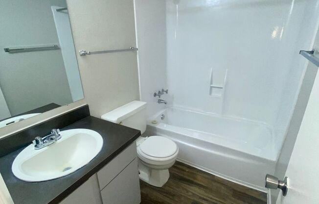 Studio, 1 bath, 445 sqft, $794, Unit 181