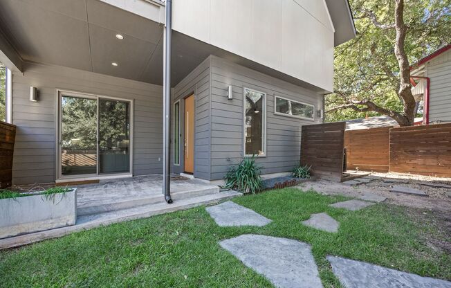 Single-story 2/2.5 in North Central Austin