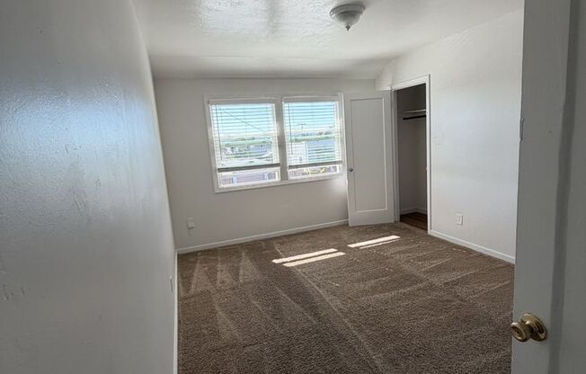 902-908 24th Street