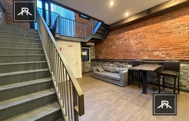1020 COMMONWEALTH AVE