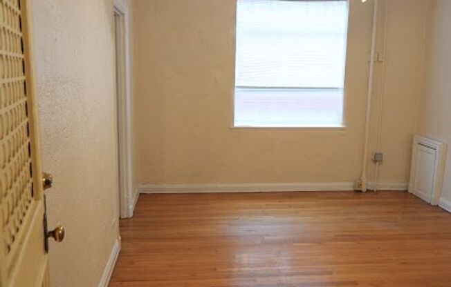 Studio, 1 bath, 300 sqft, $695, Unit Apt 607