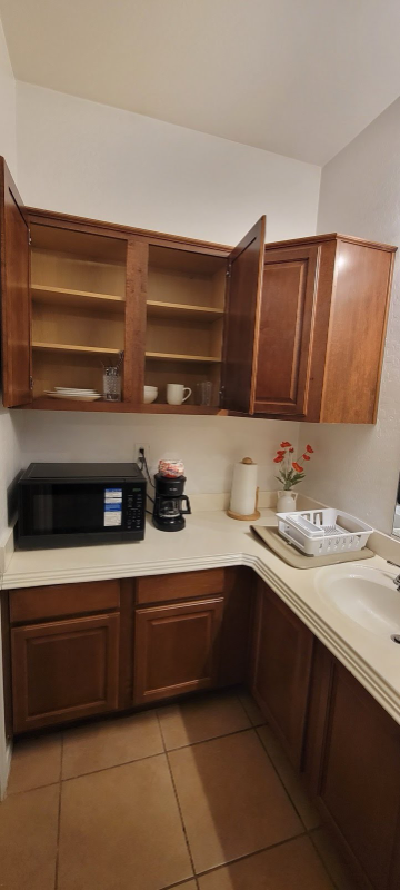 6924 W SOUTHGATE AVE