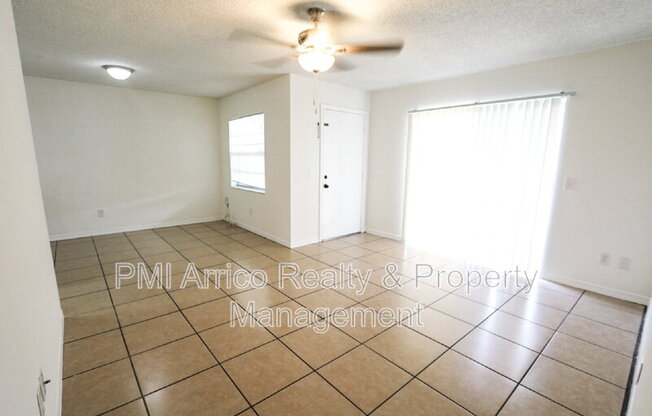 3253 BLOOMINGDALE VILLA CT