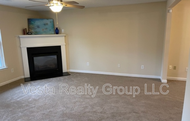 207 LONDON DR