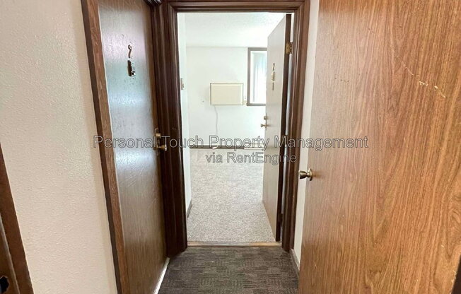 2 beds, 1 bath, 850 sqft, $825, Unit 36