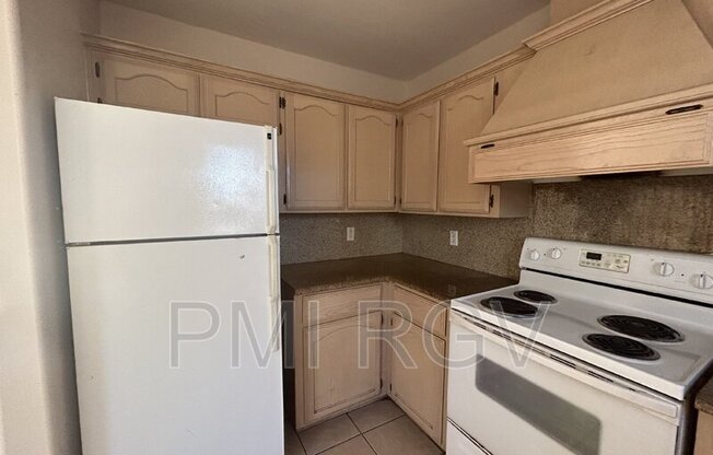 3 beds, 2 baths, $1,050