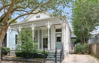 527 WEBSTER Street