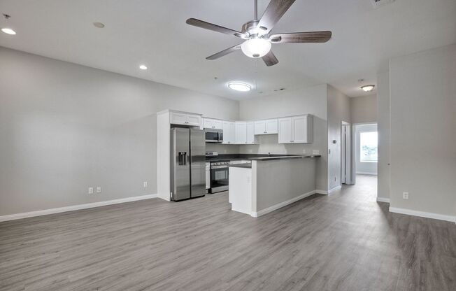 1 bed, 1 bath, 727 sqft, $2,695, Unit 313