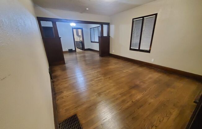 2 Bedroom, 1 Bathroom home with large garage