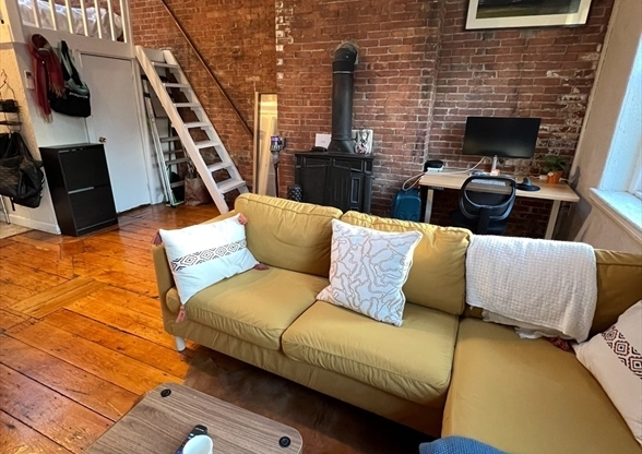 114 MARLBOROUGH ST