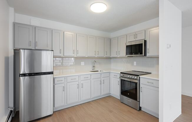 Updated kitchens available - The Buckingham / The Commodore / The Parkway Apartments