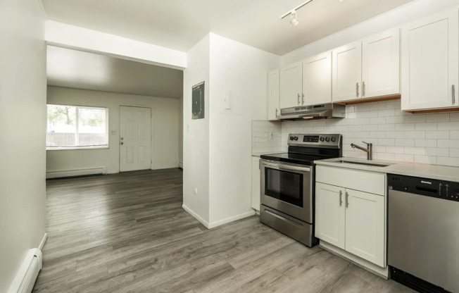 1 bed, 1 bath, 627 sqft, $898, Unit Unit 6