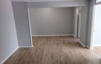 2 beds, 1 bath, 750 sqft, $1,770, Unit C11