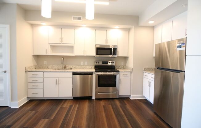 2 beds, 2 baths, 790 sqft, $1,825, Unit APT 414