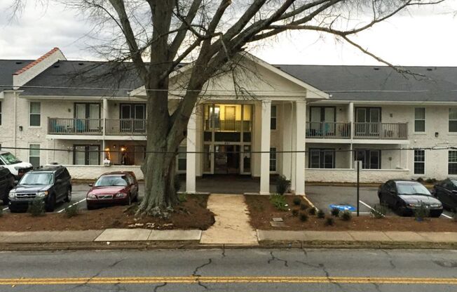 1 bed, 1 bath, 480 sqft, $1,165, Unit 205