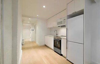 2 beds, 1 bath, $4,495, Unit 4A