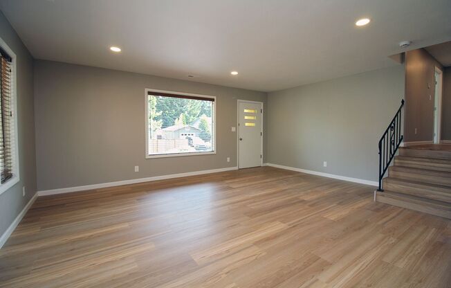Freshly Remodeled Two Bedroom + Two Bath Midcentury Split Level Home in Milwaukie