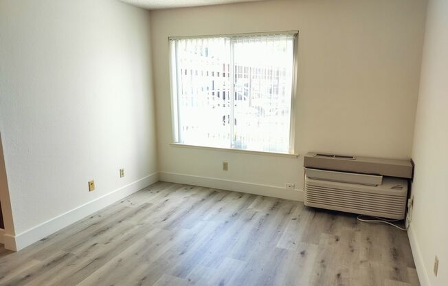 1 bed, 1 bath, $1,450, Unit 61