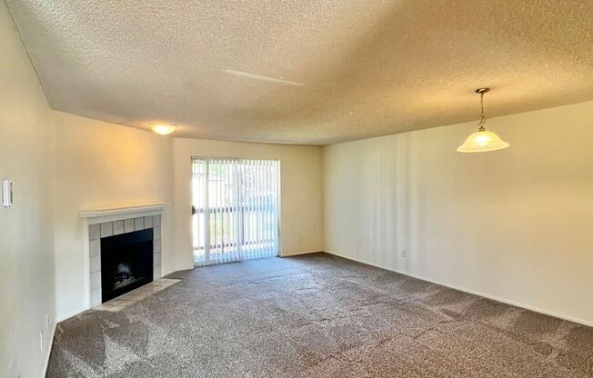 2 beds, 2 baths, 906 sqft, $1,600, Unit DD-242