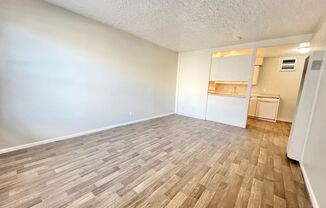 2 beds, 1 bath, 800 sqft, $895, Unit Unit 23