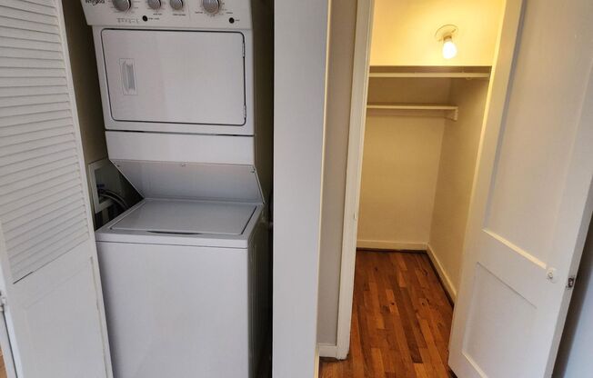 2 beds, 1 bath, 897 sqft, $2,275, Unit A-23