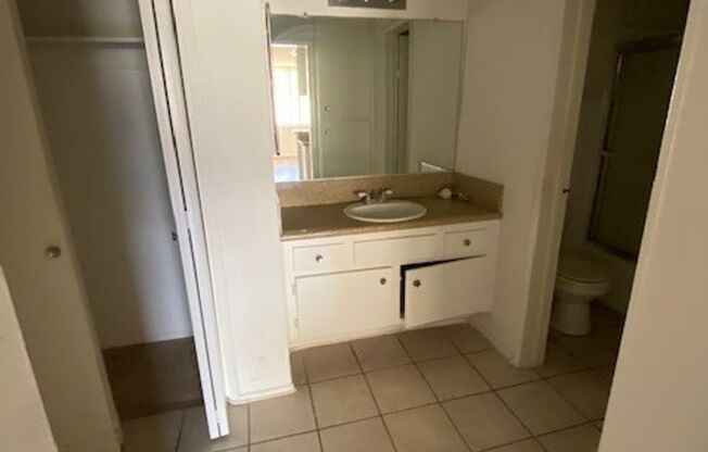 Studio, 1 bath, $1,595, Unit 319