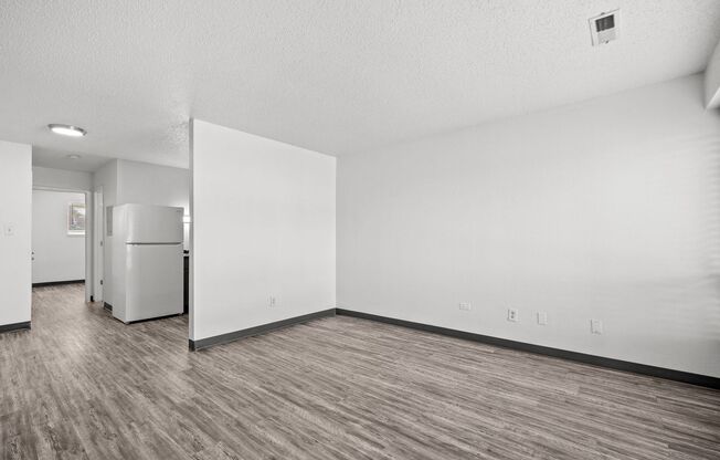 1 bed, 1 bath, 575 sqft, $825, Unit 01-002