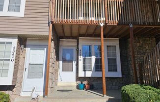 Cozy 1 Bedroom Condo with Assigned Parking Space