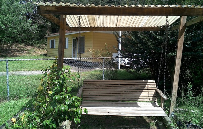 **UPCOMING**East Columbus 3 bedroom/1 bathroom home for rent***
