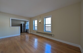 1347 N Dearborn
