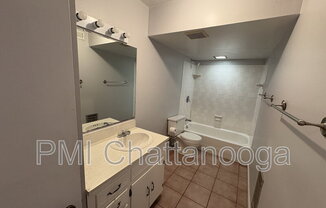 4240 CRESTVIEW DR