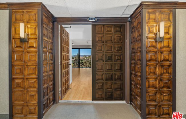 2 beds, 2 baths, 1,088 sqft, $4,400, Unit 904