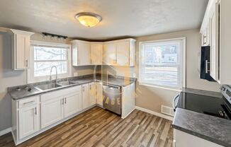 2 beds, 1 bath, $1,395