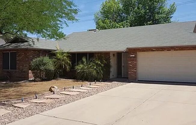 Single family home, 2 car garage