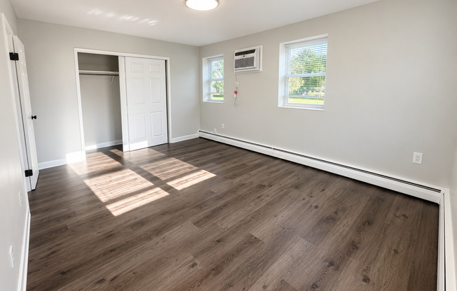 3 beds, 2 baths, 950 sqft, $2,150, Unit D03