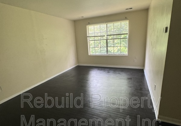 3901 GROVELAND AVE