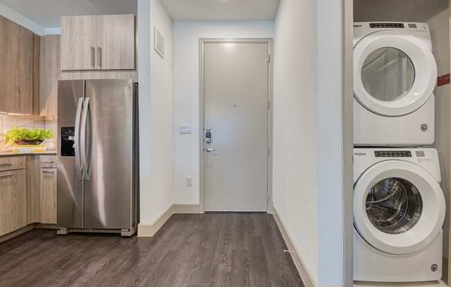 In Home Full Size Washer And Dryer at Retreat at the Rim, San Antonio, TX, 78287