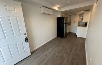 1 bed, 1 bath, $2,250, Unit 06