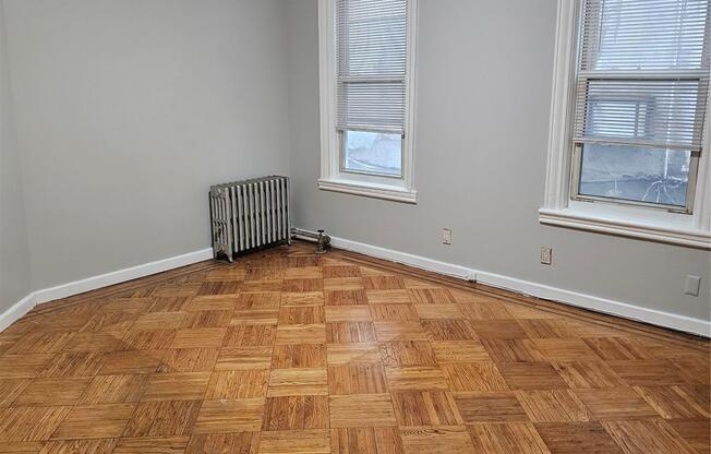 235 E 91 ST